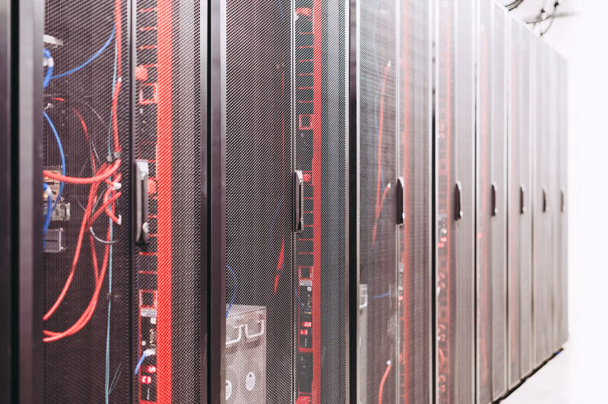 Mac Build Server High Availability: 2026 iOS CI/CD DR